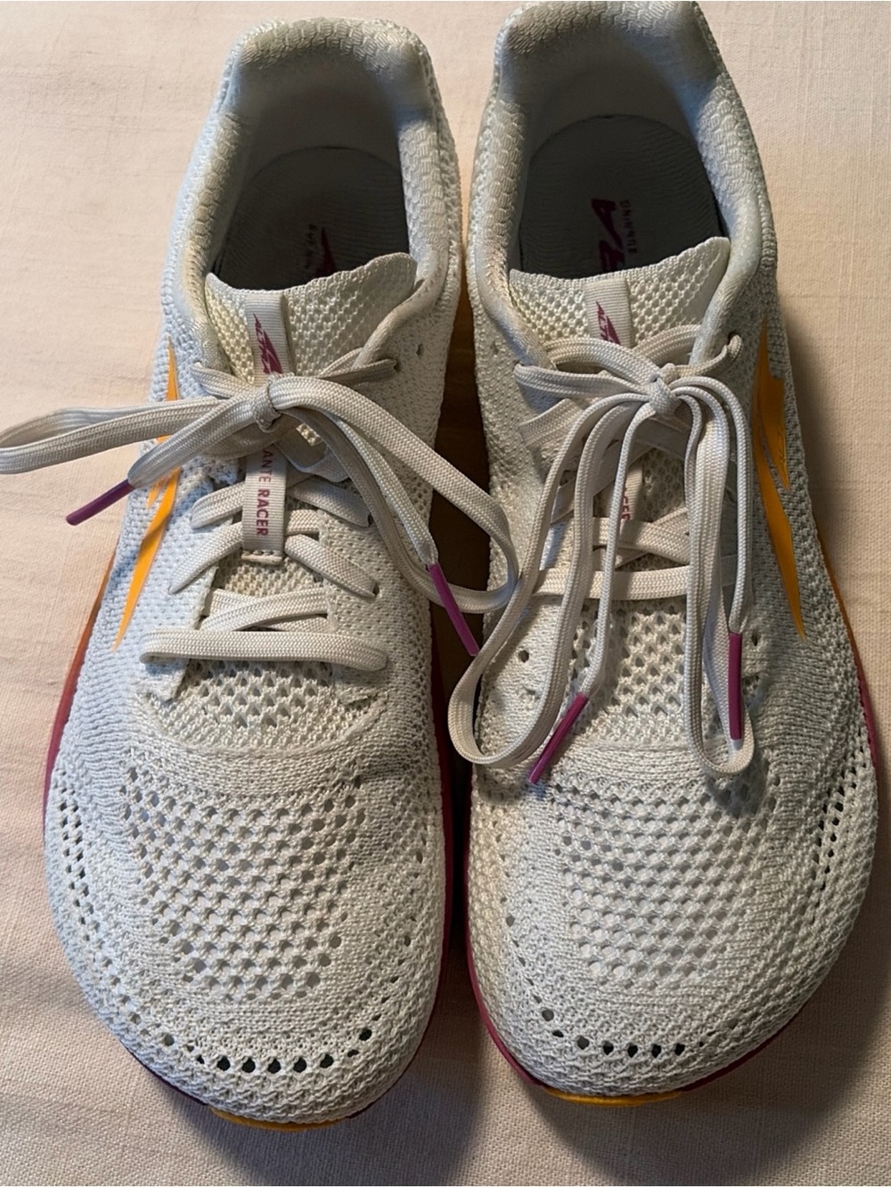 Altra White Escalante Racer - Womenβs 10.5